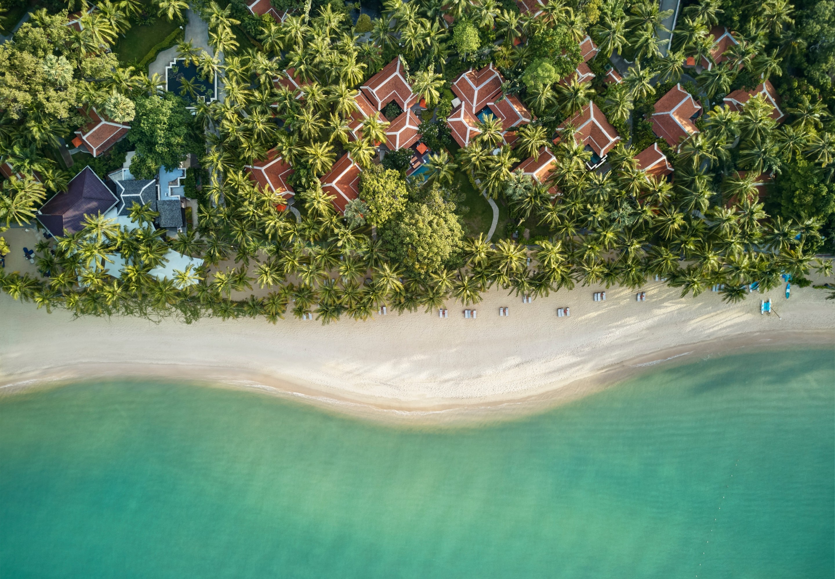 Santiburi Koh Samui beachfront resort and tropical gardens in Koh Samui