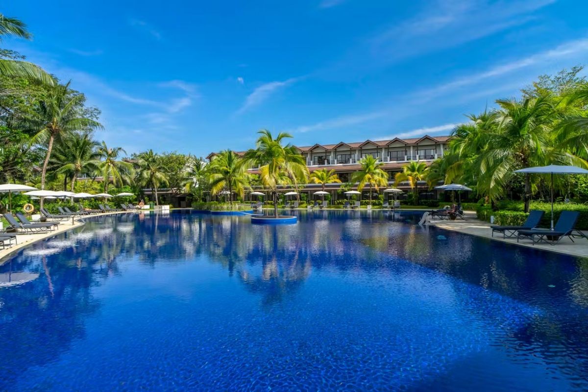 Swimming pool at Sunprime Kamala Beach Resort Phuket
