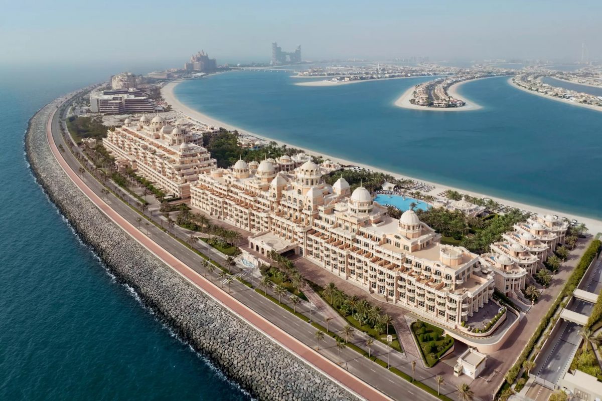 Raffles The Palm Dubai beachfront resort