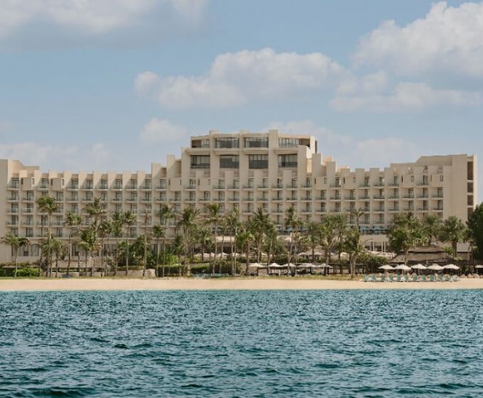 JA Beach Hotel Dubai beachfront view overlooking the Arabian Gulf