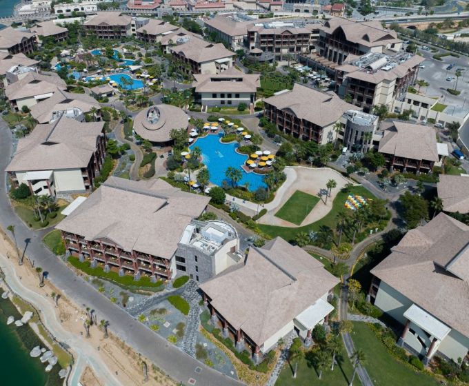 Lapita Dubai Parks and Resorts resort and pool area