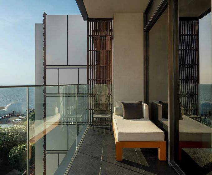 Banyan Tree Dubai Bliss Guestroom balcony