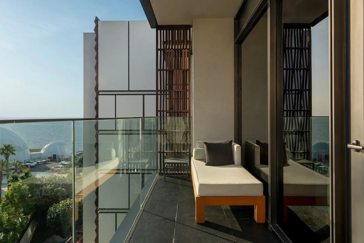 Banyan Tree Dubai Bliss Guestroom balcony