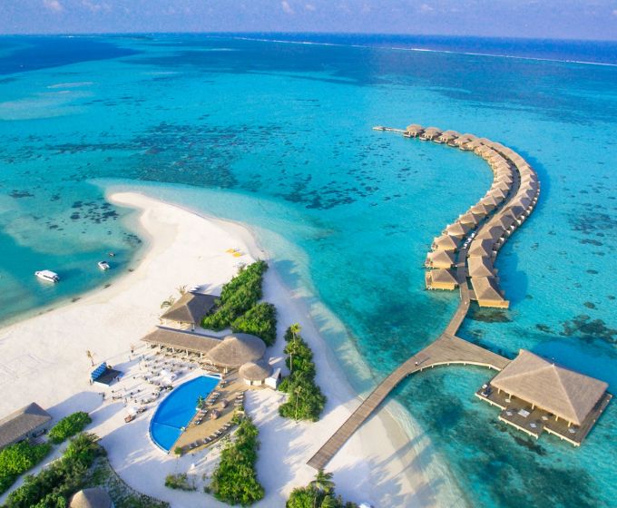 Cocoon Maldives Lagoon Villas and White Sand Beach