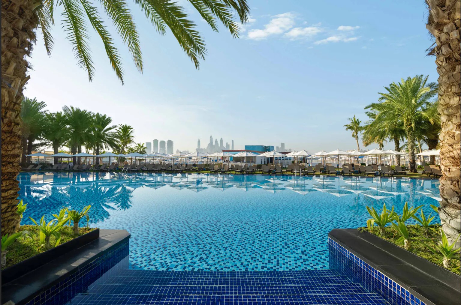 Rixos The Palm Dubai swimming pool and resort