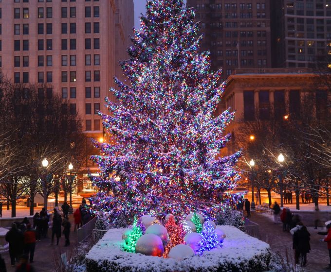 Festive Christmas tree and holiday lights in downtown Chicago
