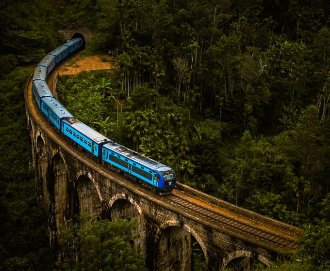 Nine Arches Bridge Scenic Train Journey Sri Lanka