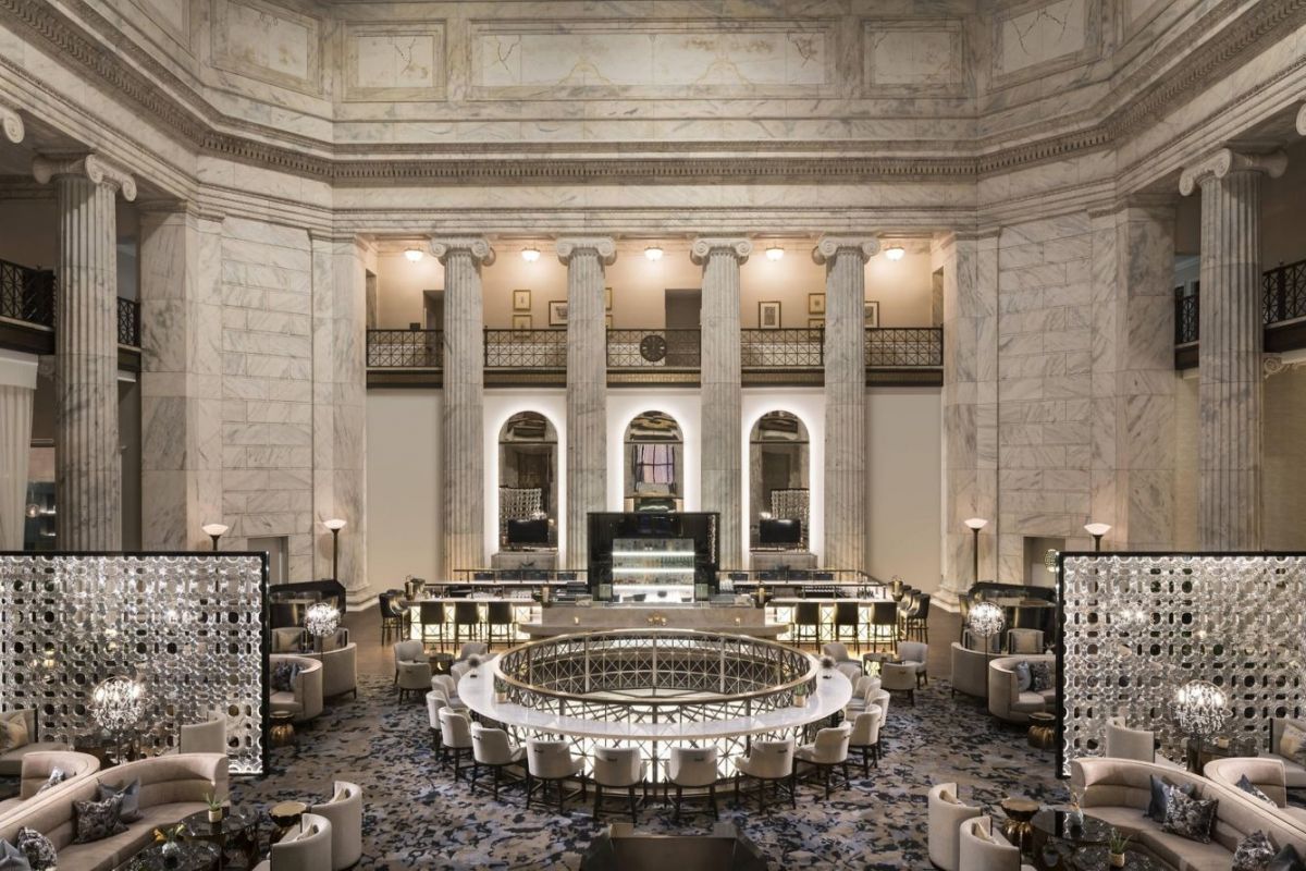Luxury lobby at The Ritz-Carlton Philadelphia