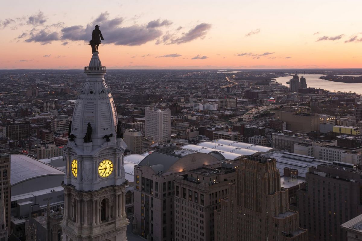 Philadelphia skyline and City Hall at sunset