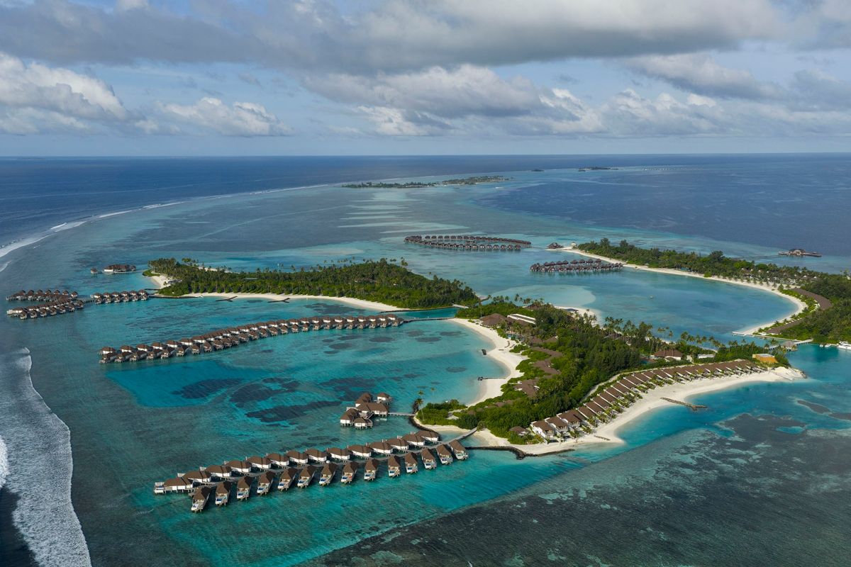 Sun Siyam Olhuveli three island resort aerial view Maldives