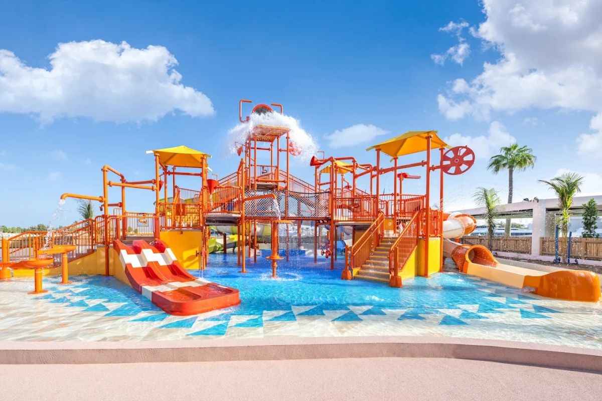 JA Beach Hotel Dubai Splash Park for families and children