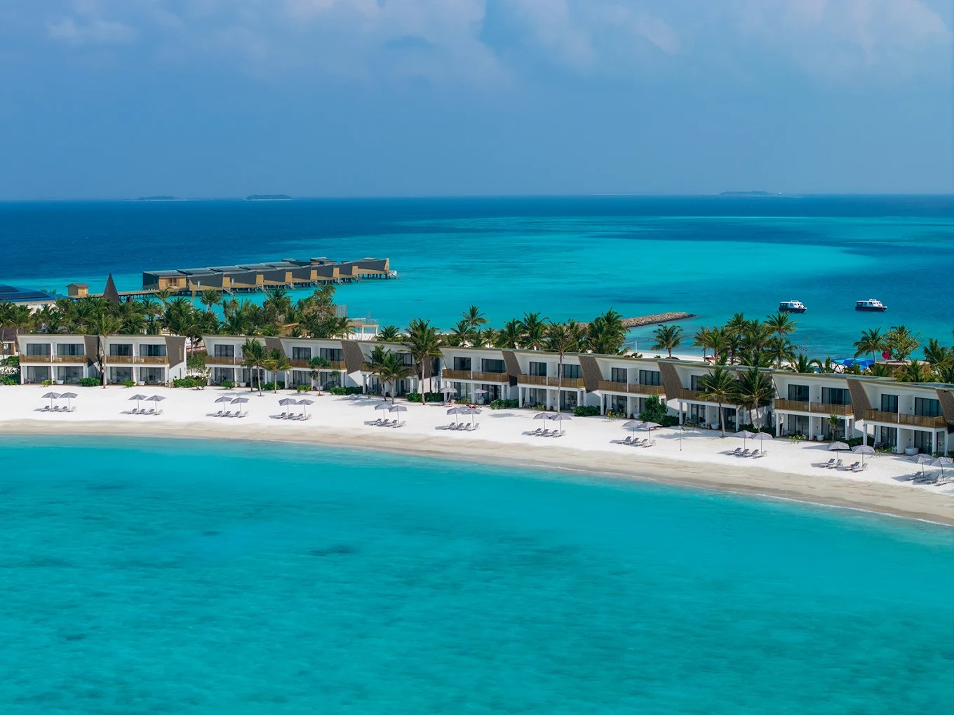 Centara Mirage Lagoon Maldives beach and lagoon